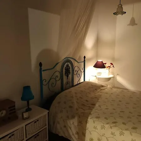 Charming House, Figueira Da Foz, Year-round Shared Pool 펜션